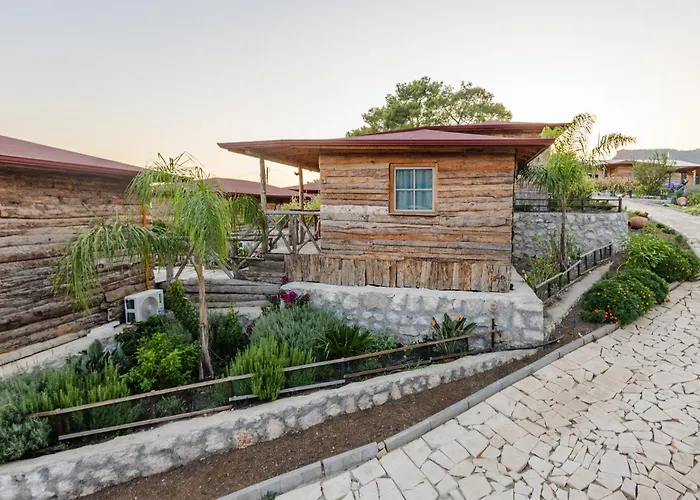 Kadir's Eco Life מלון
